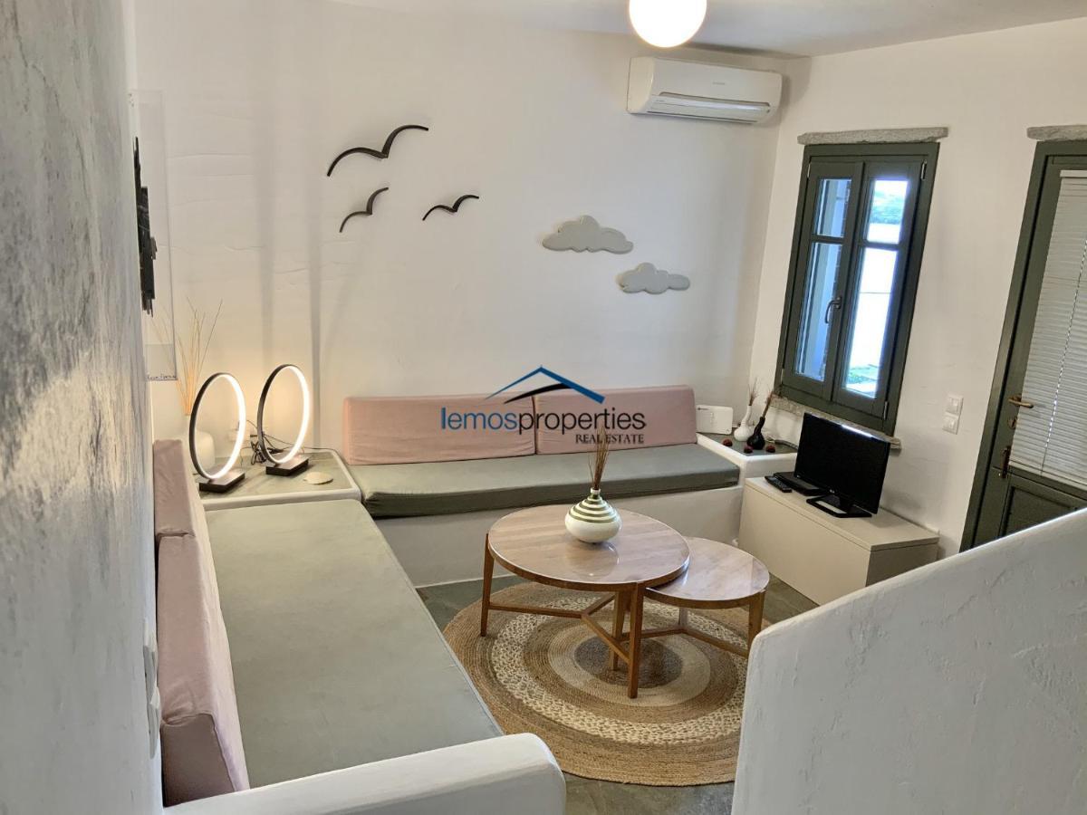 Aqua Blue, Only 100 Meters From The Beach Of Gialiskari Ioulis Luaran gambar