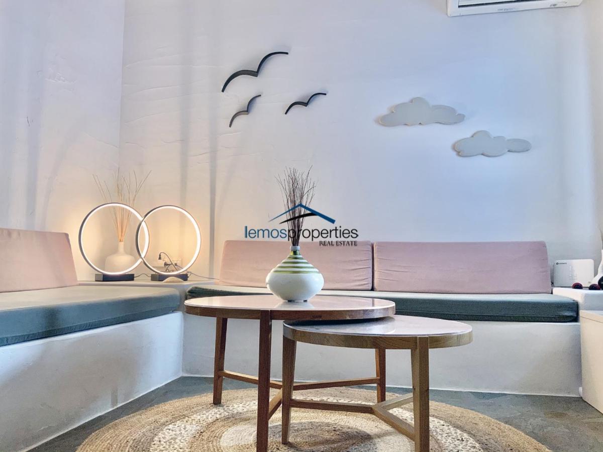 Aqua Blue, Only 100 Meters From The Beach Of Gialiskari Ioulis Luaran gambar