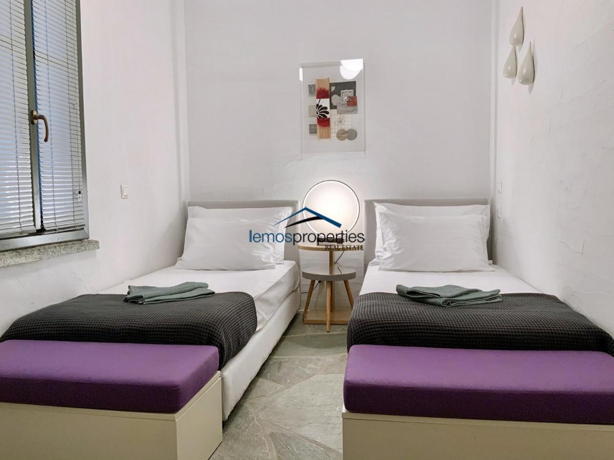 Aqua Blue, Only 100 Meters From The Beach Of Gialiskari Ioulis Luaran gambar