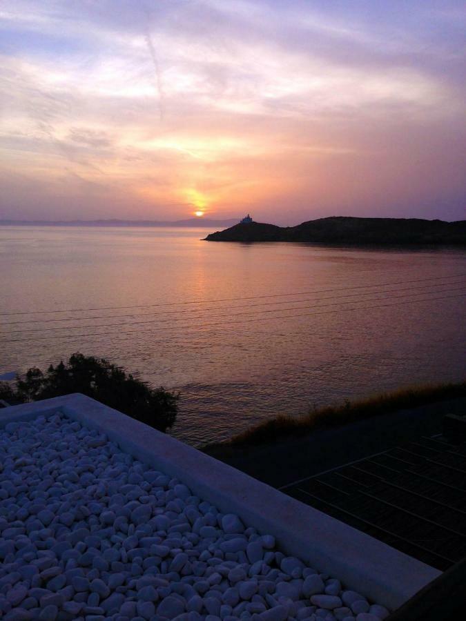 Aqua Blue, Only 100 Meters From The Beach Of Gialiskari Ioulis Luaran gambar