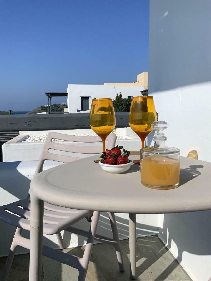 Aqua Blue, Only 100 Meters From The Beach Of Gialiskari Ioulis Luaran gambar